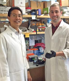 2015 Hartwell Fellow Matt Kutys, Ph.D. (R) and mentor Chris Chen, Ph.D., Boston University